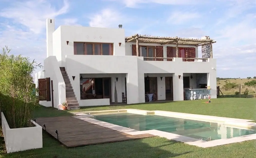 Casa Florencia (contrafrente)- Arq. Silvia Martínez - Los Cardales.